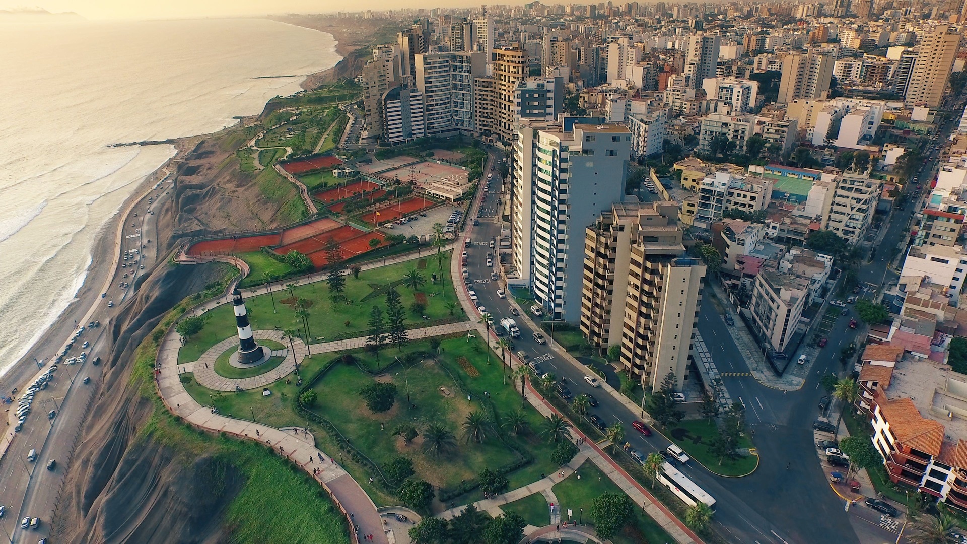 Travel Tips & Guide for Adventure in Miraflores – Lima’s Vibrant Coastal District