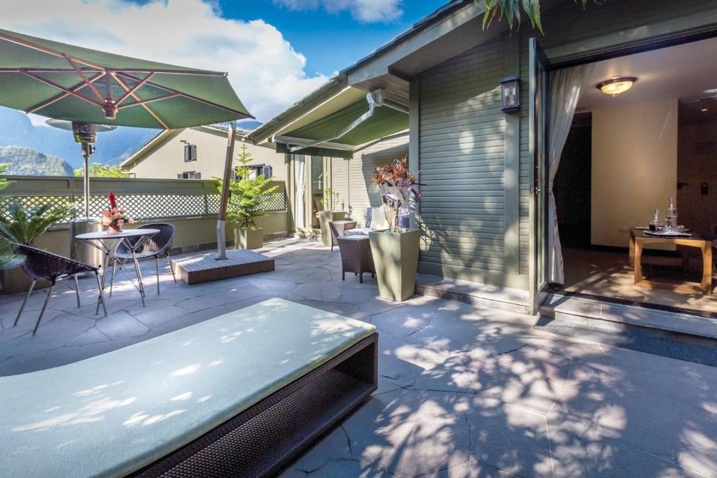 One Bedroom Suites - Image 3