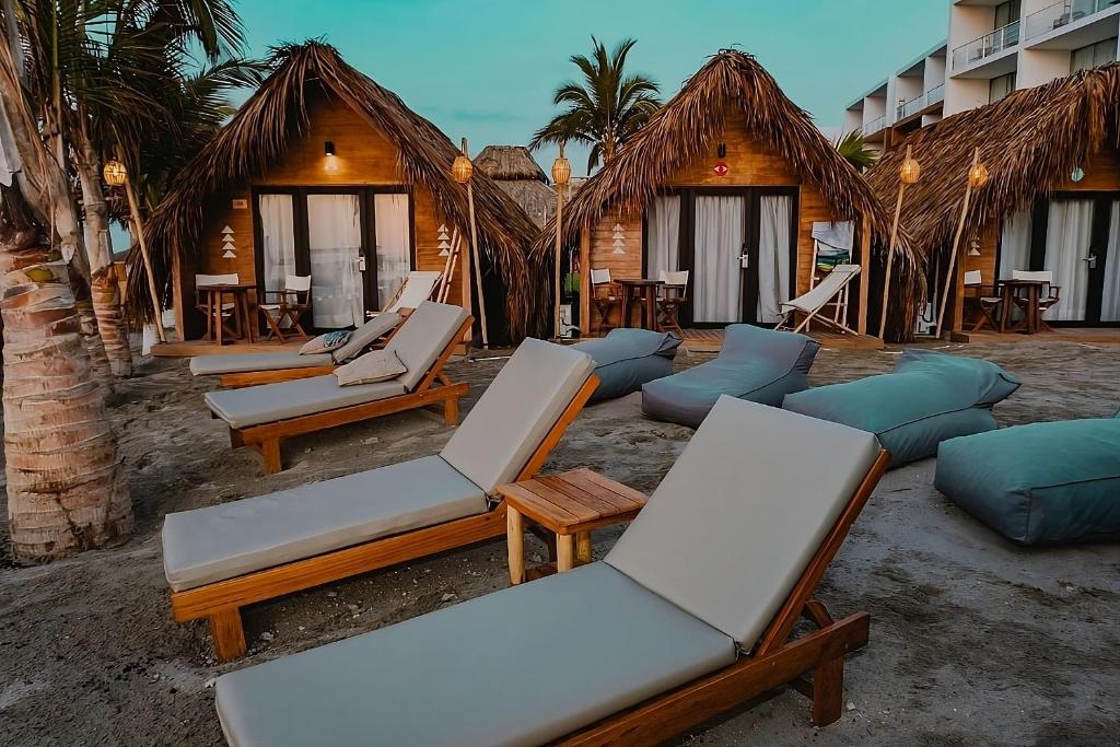 Bungalow Room With Sea View - Image 4