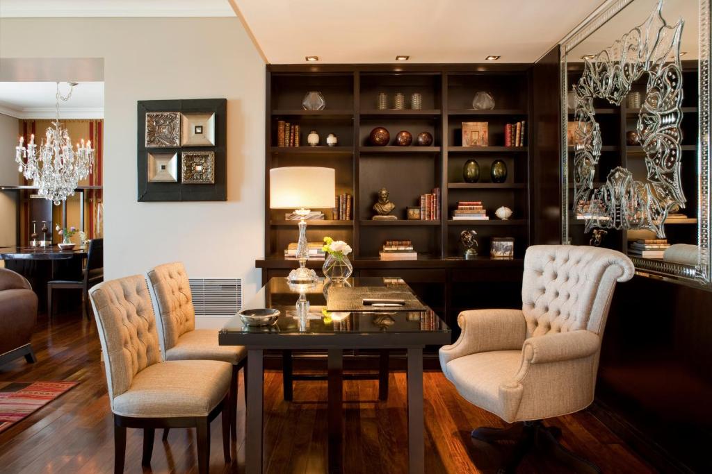 Owner Suite - Image 3