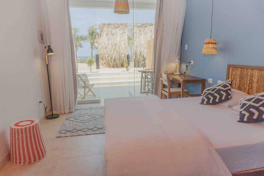 The Double Room With Sea View - Image 1