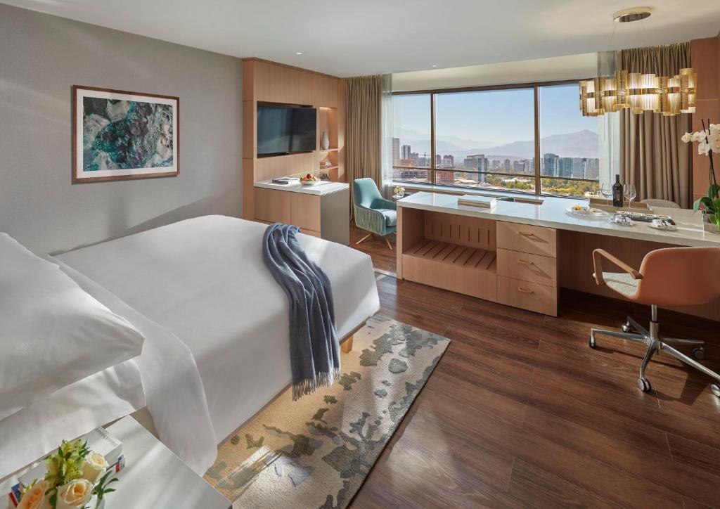 Grand Terrace Suite - Image 1