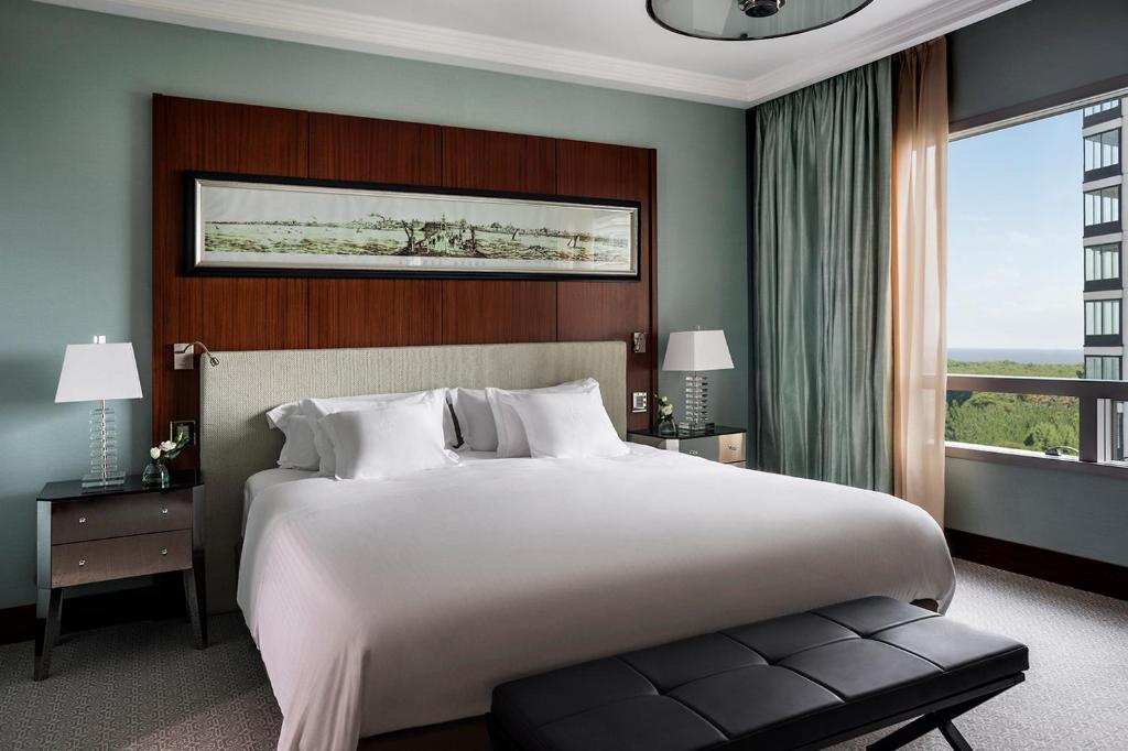 Executive Suite River View - Image 1