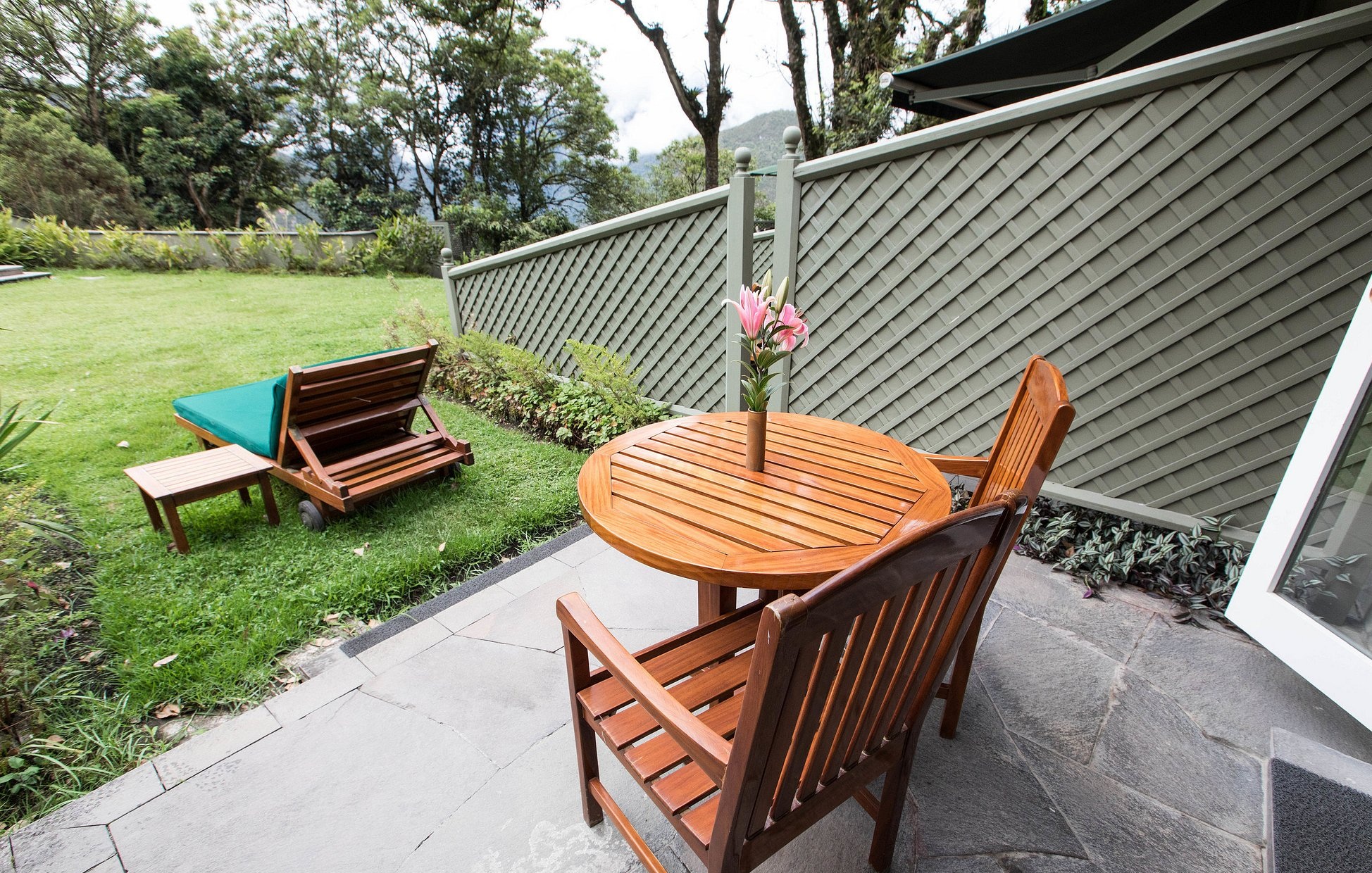 Deluxe Terrace Rooms - Image 3