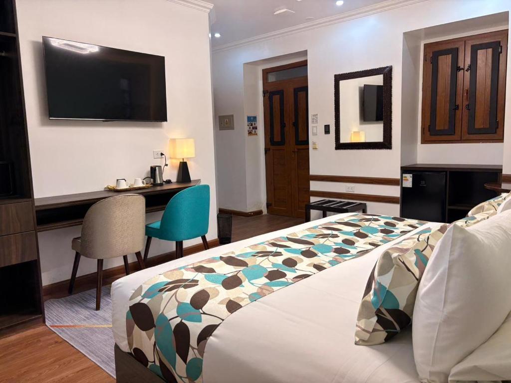 Sacha Suite Room - Image 1