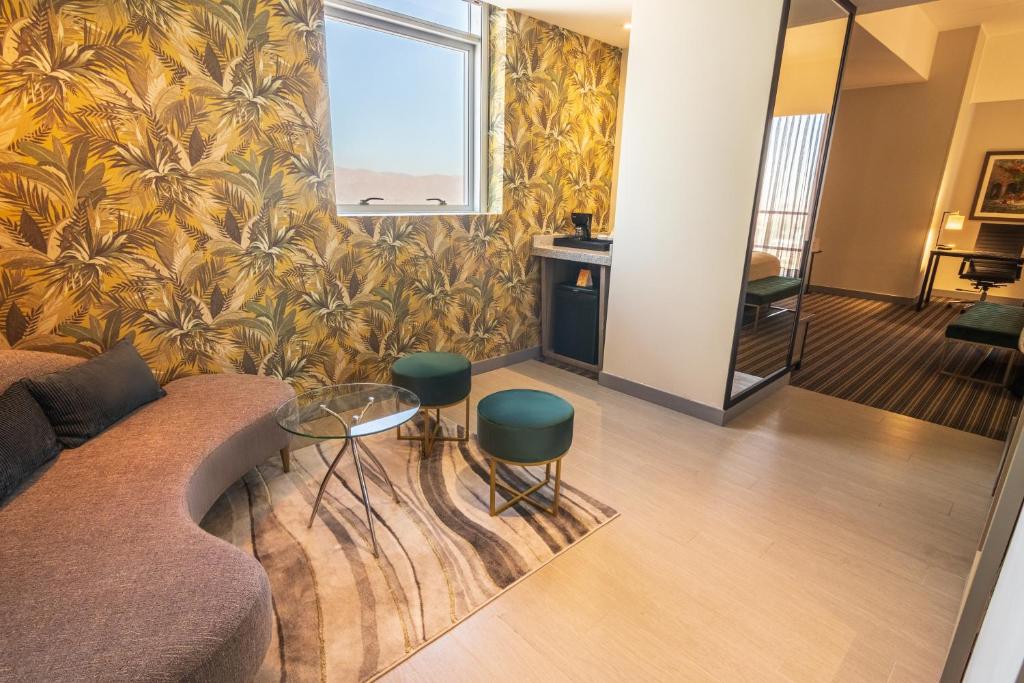 Junior Suite - Image 4