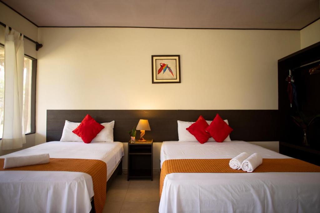 Twin Room with Terrace - Image 3