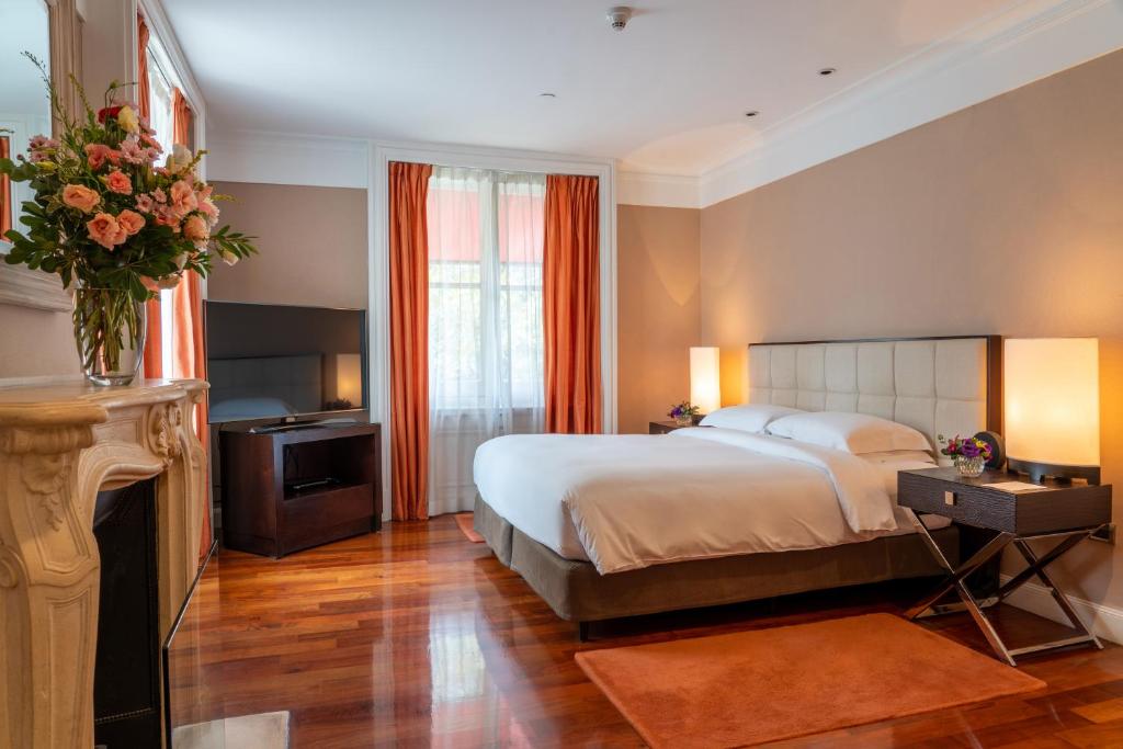 Executive Suite Palace - Image 1