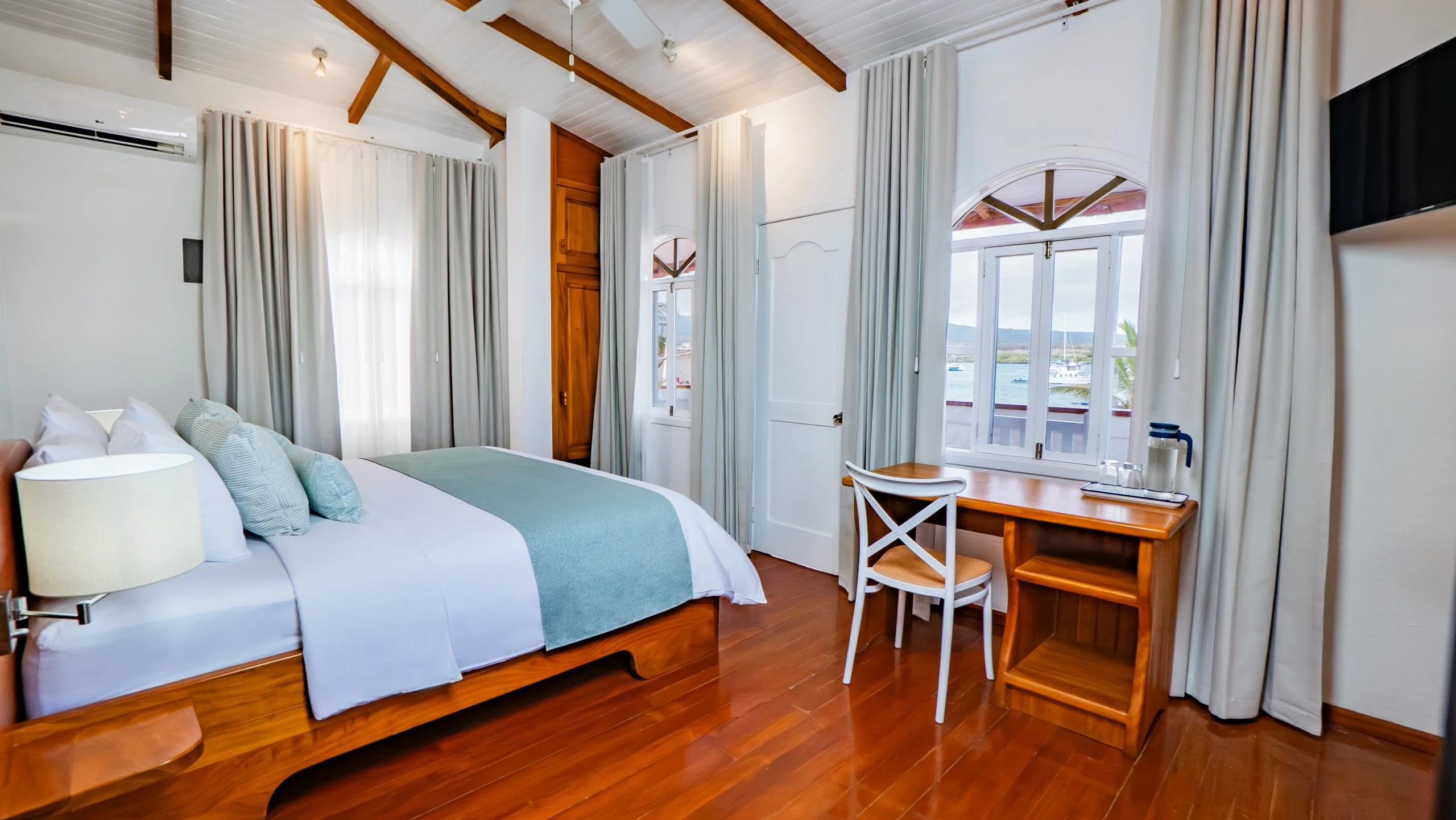 Superior Ocean View - Image 3