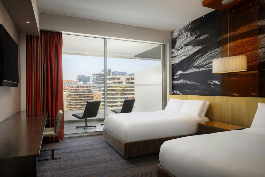 Premier Suite - Image 2