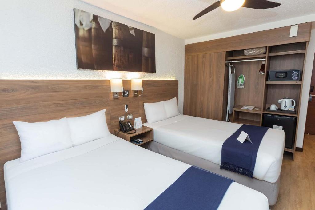 Superior Double Room - Image 1