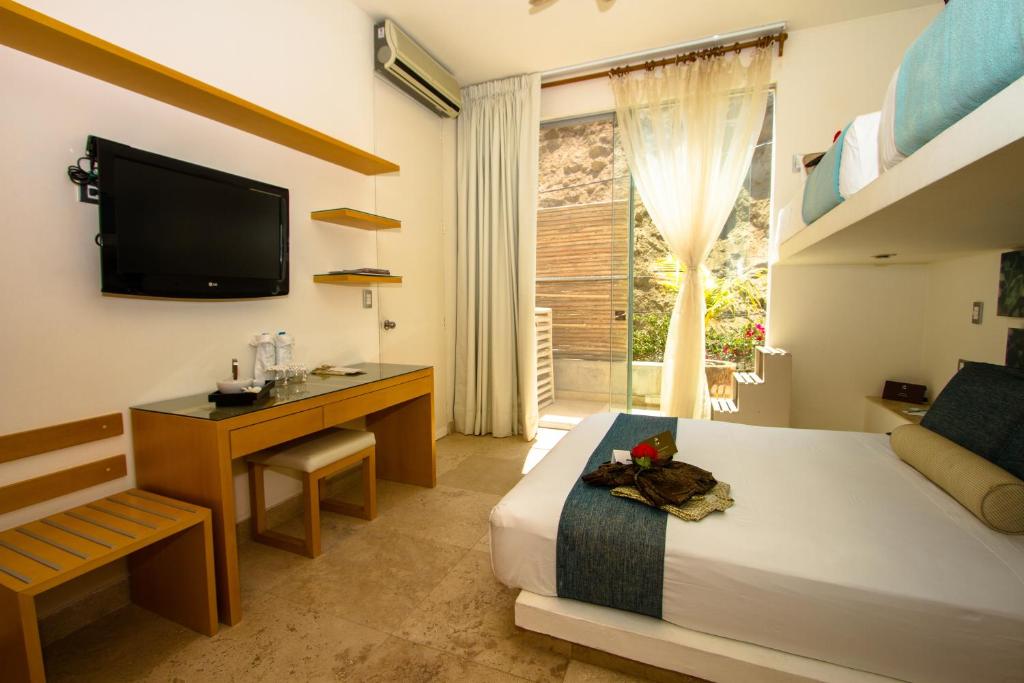 Interior Room - Image 2