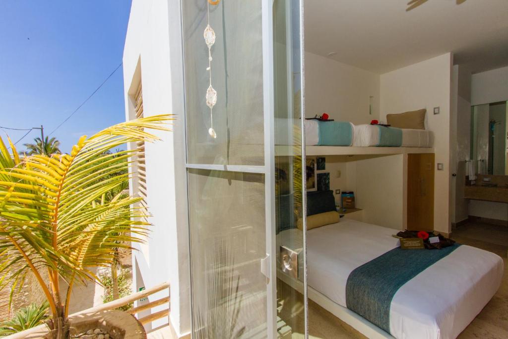 Interior Room - Image 1