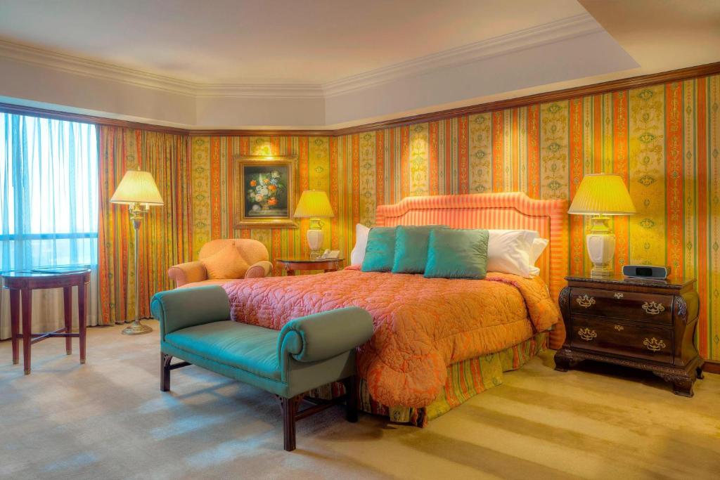 Governor Suite - Image 2