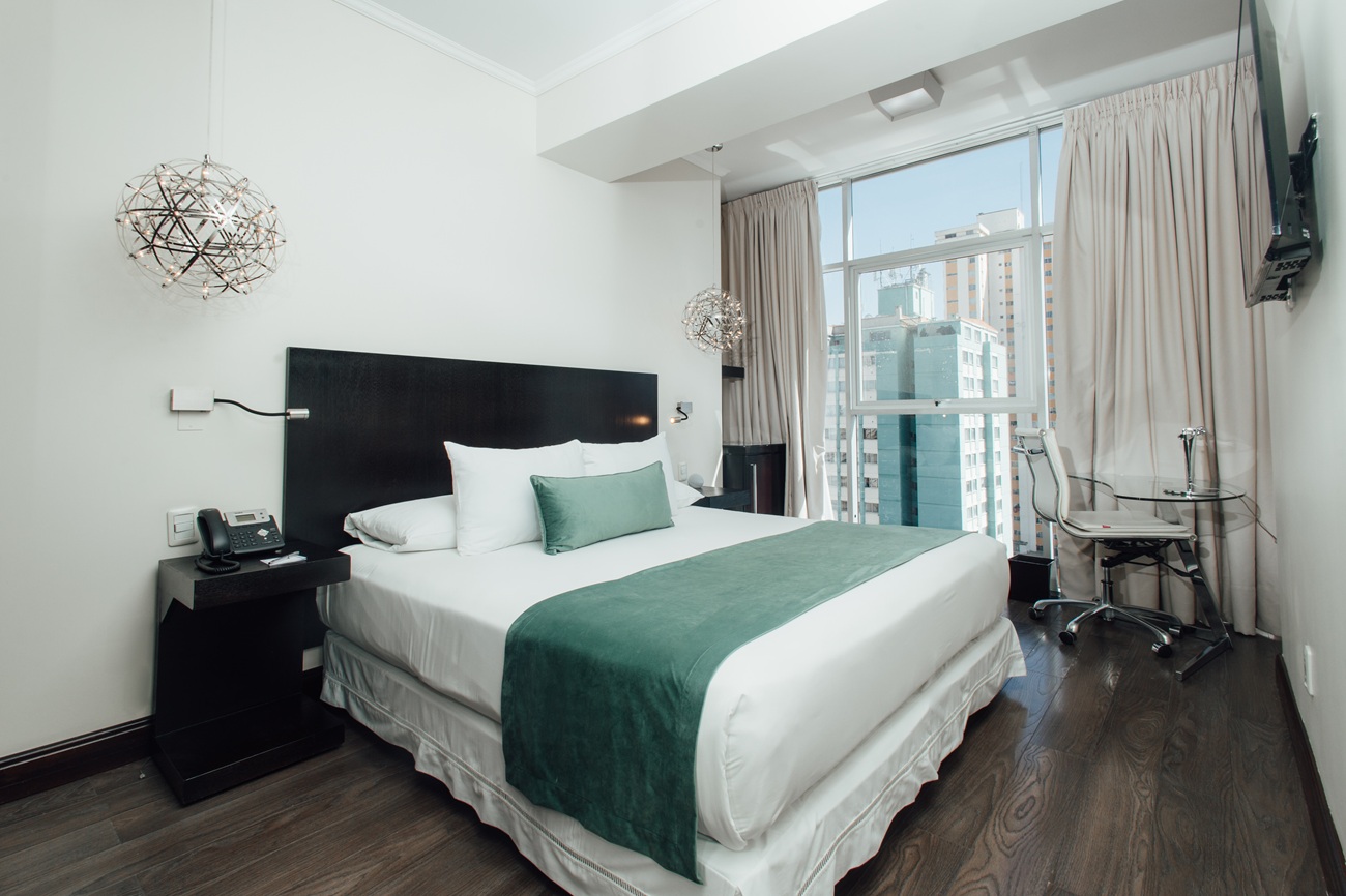 Executive King Room - Image 2