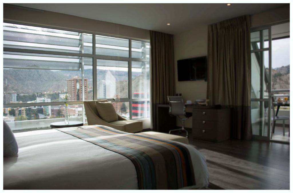 Presidential Suite - Image 2