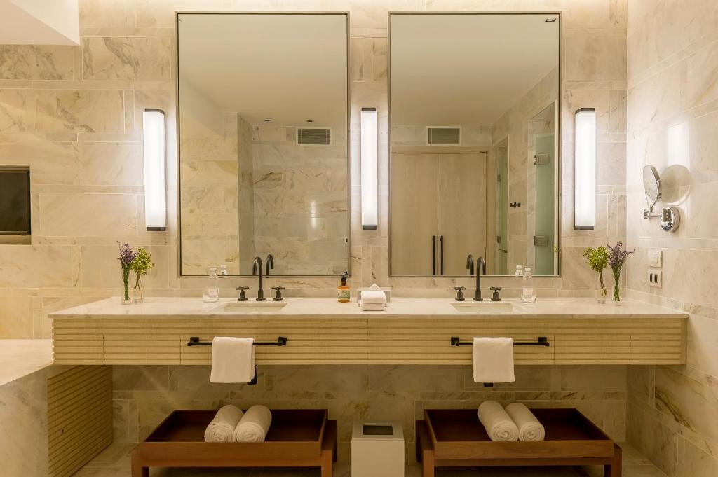 Executive Penthouse - Image 3