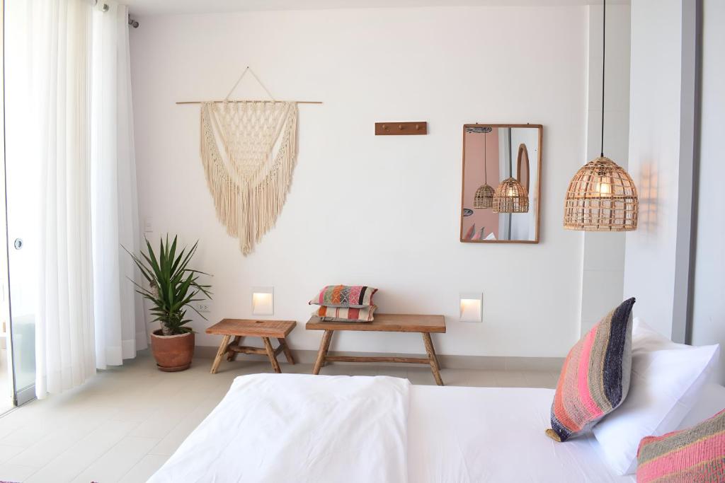 Suite With Sea View - Image 3